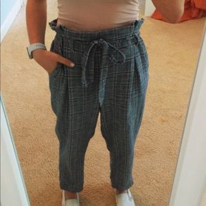 AEO FLOWY PLAID PAPERBAG PANTS